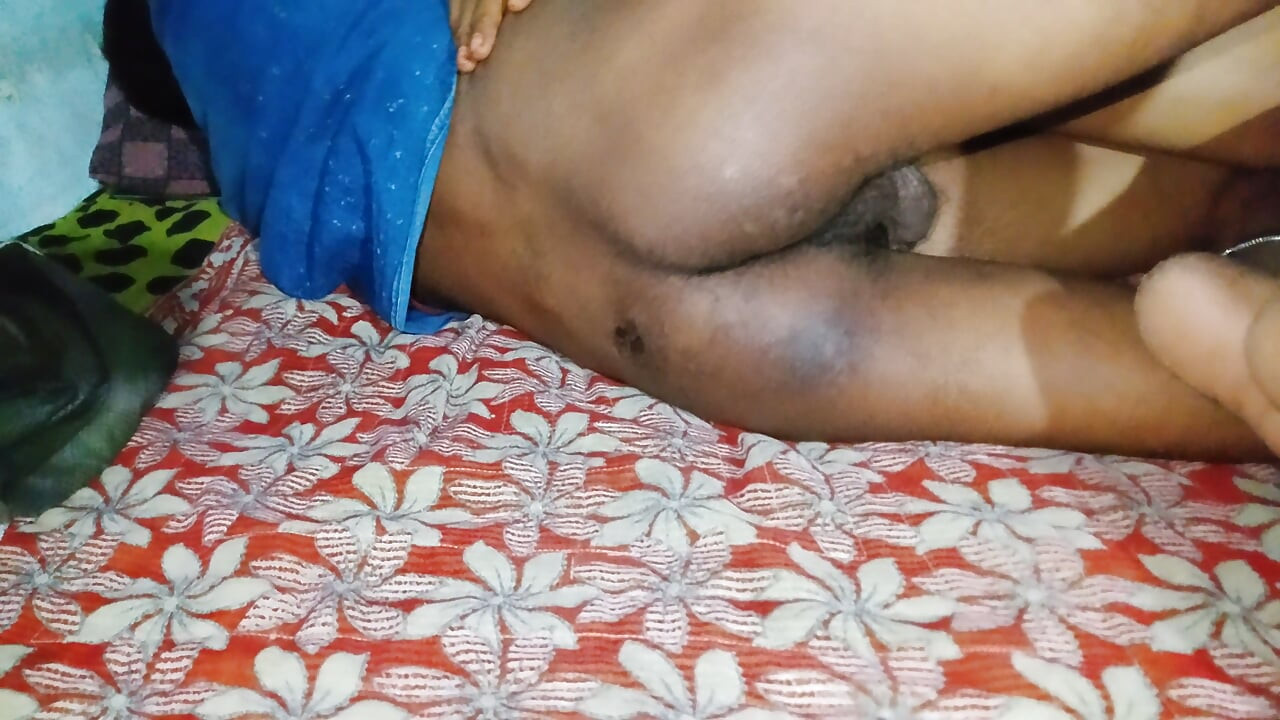 Indiancă desi de 18 ani excitată step sis sex dur indian bhabhi din Bengal