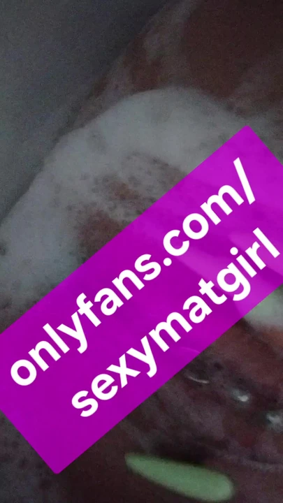 Sexy greek wife playing in the bath