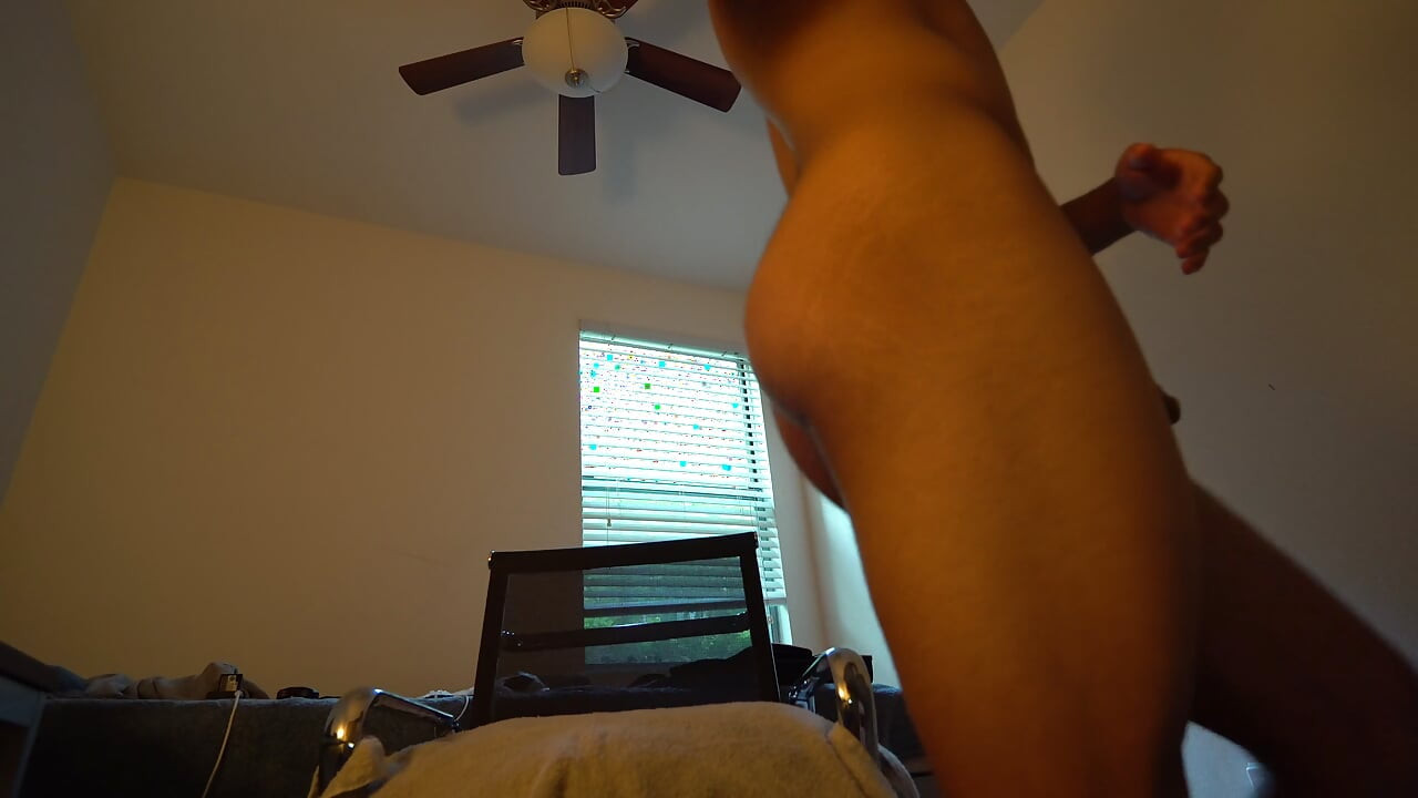 ASMR 19 yo edging dubai chocolate matcha latte lab-
