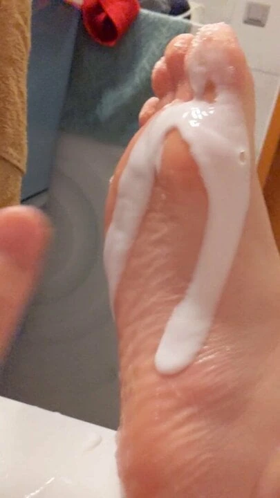 발 닦기