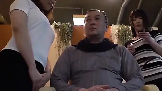 Salon Harem Service - три стилиста по очереди управляют