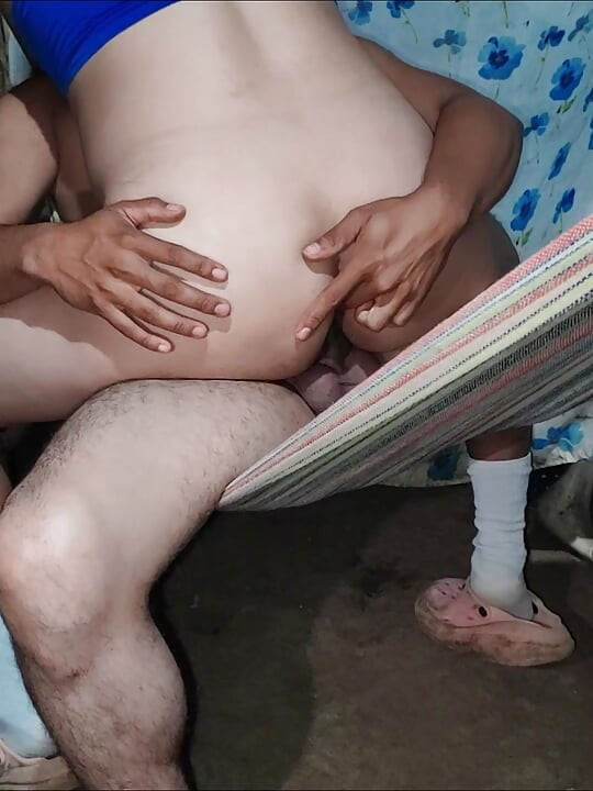 She has sex on a Hammock and fills me with cum inside in Amateur Home Video.