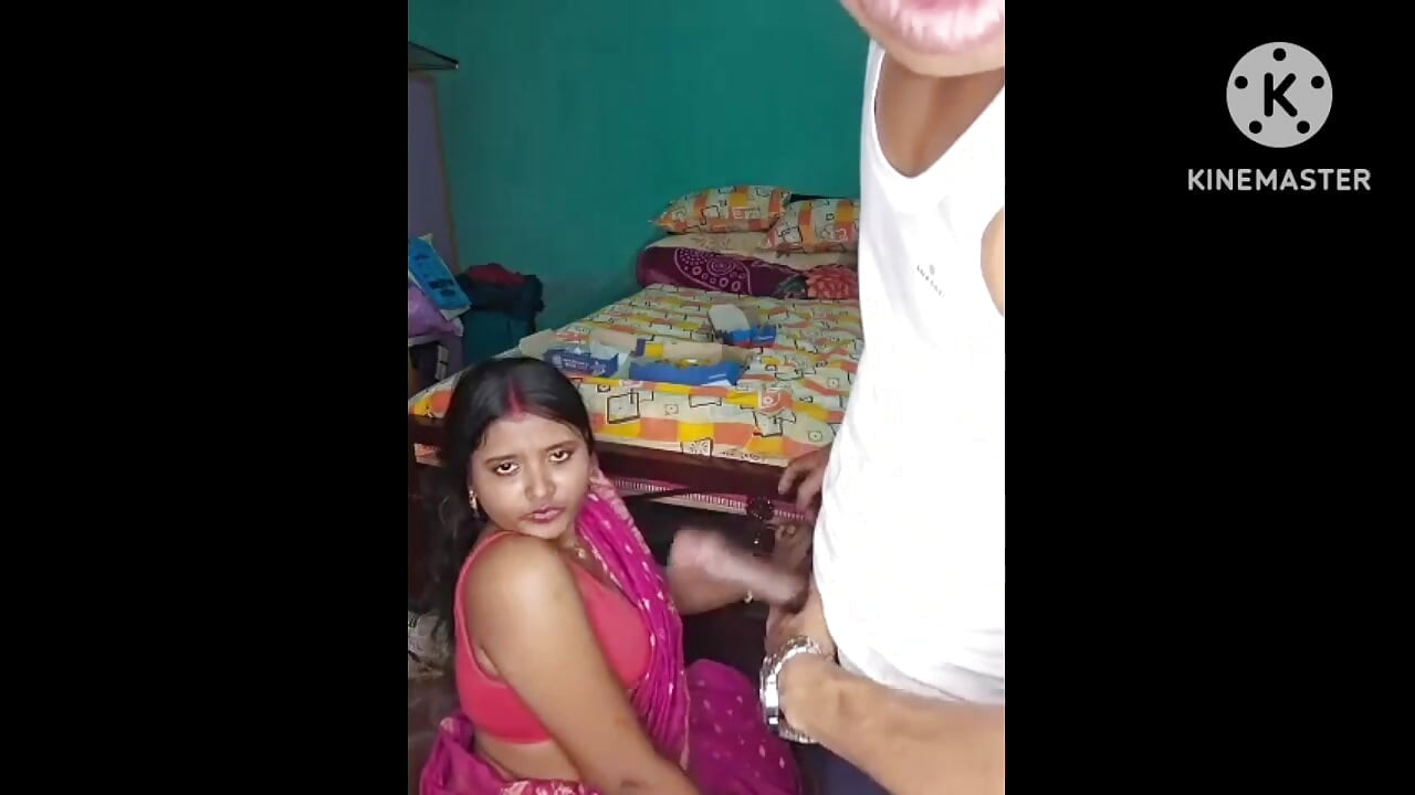 Dorps-bhabhi Neukt in Huis Door Hasband
