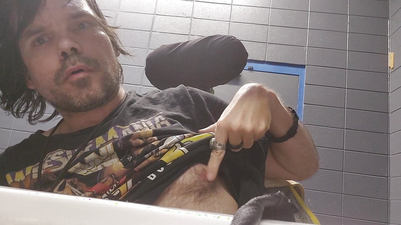 Kevy 69's I almost got caught Orgasm