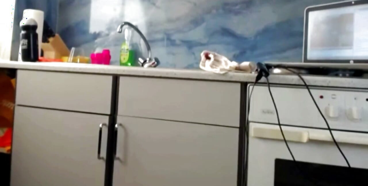 Sexydea blikající prsa na živé webové kameře