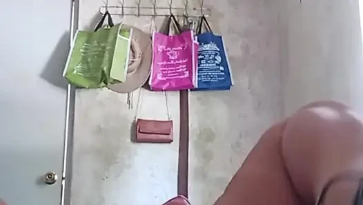 Orgasme mendesak diperlukan ...
