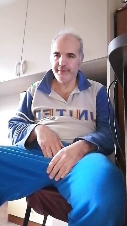 Çok keyif alıyorum, sıcak sesimden duyabilirsiniz!