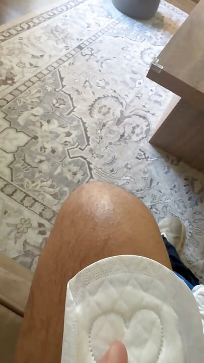 Cuba Berkongkek keras dengan berbilang jenama Maxi Pads