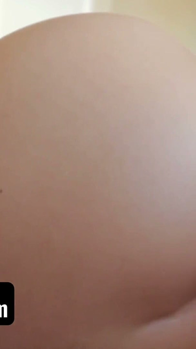 Sislovesme - rubiecita sexy se deja romper el concho fuerte hasta que le llenan la vagina de leche | Clip 3