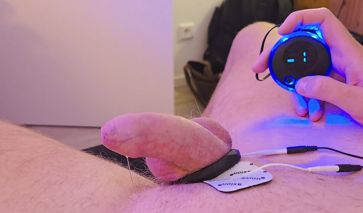 Electro fuck with precum (no cum)