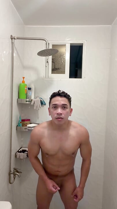 Hot Filipino Twink Jerks off in Steamy Shower