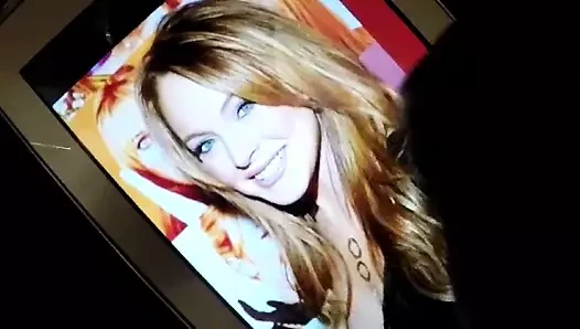 Lindsay lohan boşalıyor