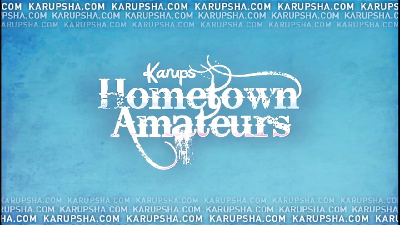 O tânără femeie latino sexy își tachinează pizda umedă care picură pentru tine într-un solo sexy