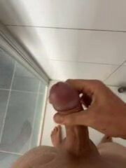 Solo wank shower