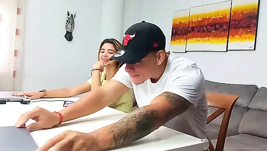 En iyi arkadaşımla seks yapıyorum.