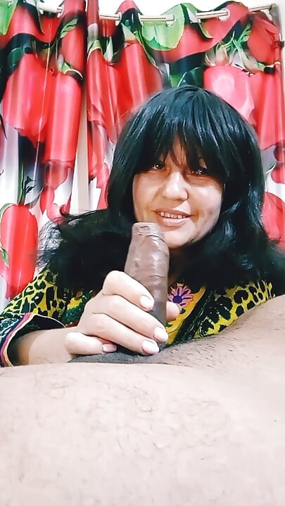 Ela mostra seus limites de luxúria