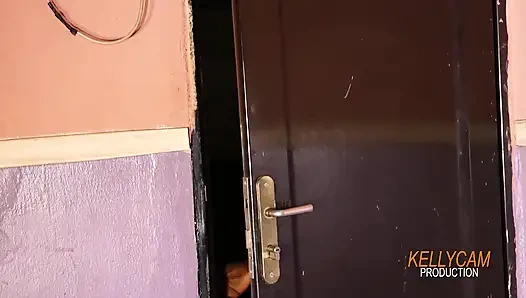 Pantat afrika yang manis muncrat