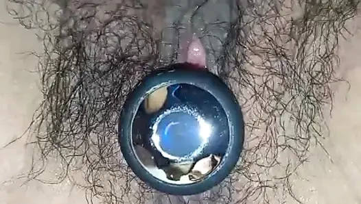 ich wurde von meinem nachbarn mit einem vibrator-buttplug gespielt