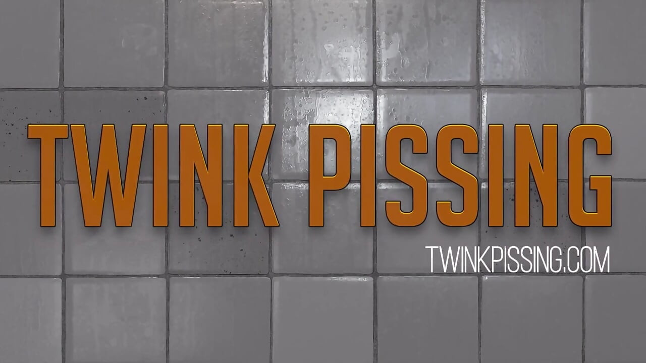 Edik (18) Pissing and Jerking off