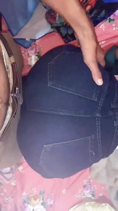New nepali video. The Friendly Neighbor. Majja aaiyo chimiki ko budi lai.
