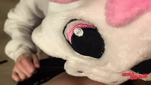 Üvey kız kardeşimi siktim ve amına boşaldı, amının yakın çekim ve döl