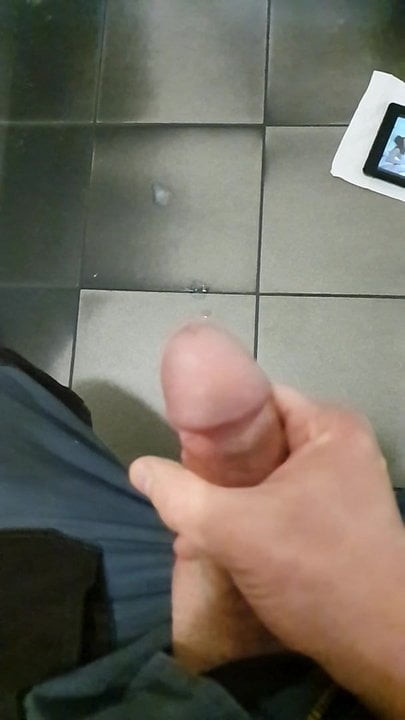 Slowmotion Cumshot