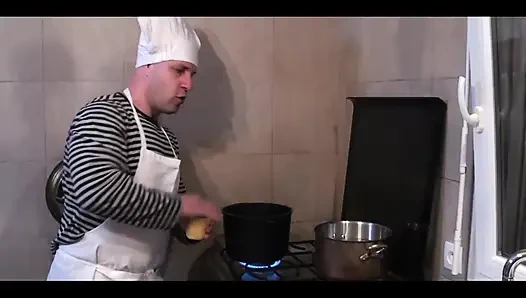 Kadınlar, soda ve spagetti