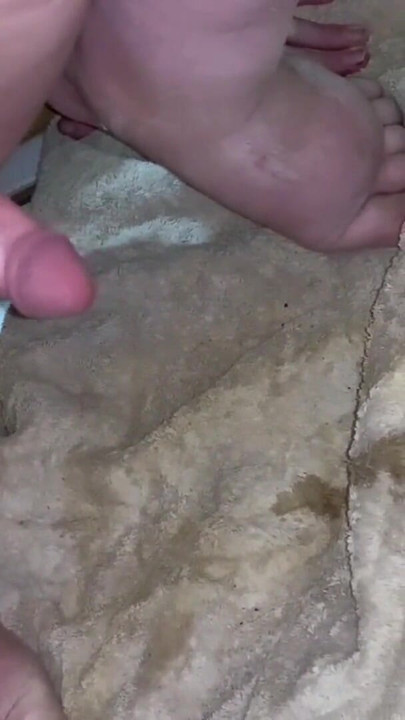 Squatting and Pissing With Big Hard Dick Compilation 2 | Clip 1