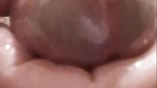 Dilinize büyük miktarda precum