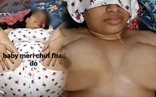 Priyanka si kakak ipar india lagi asik pijat tubuh dan ngentot