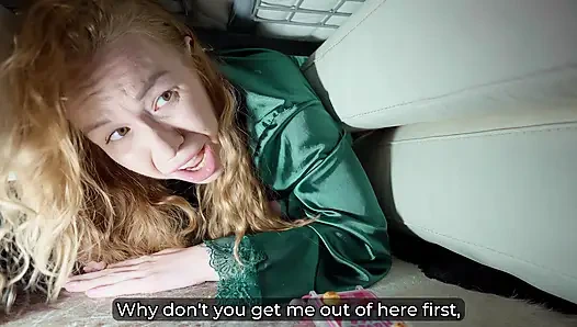 Мачеха делит постель, соблазняет! Пасынок трахает застрявшую милфу!