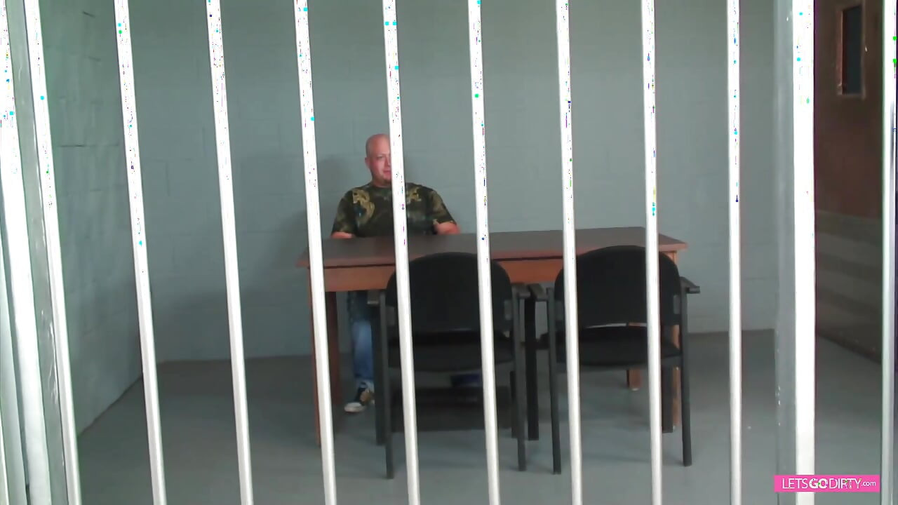 Brunette advocate fucks her client in the prison