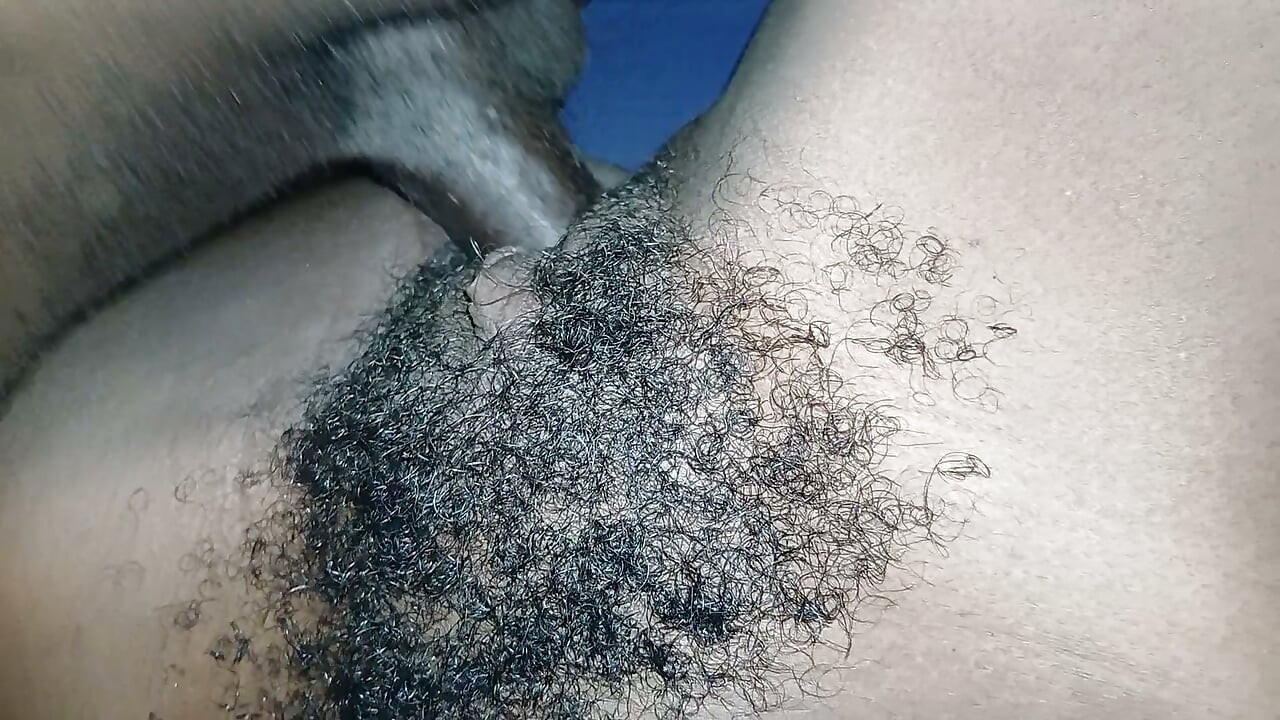 My house manager decided to offer me her pussy