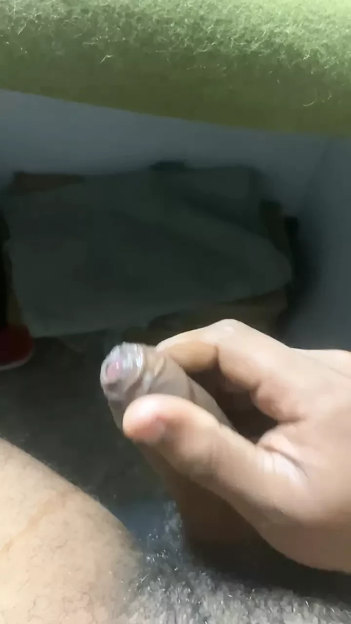 Kontol merah muda masturbasi terpanjang