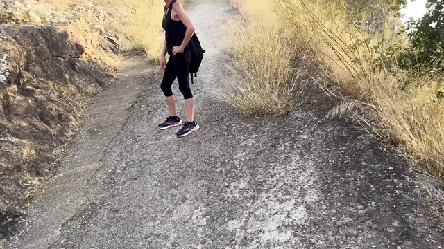Accidental Outdoor Sex - We Cum Very Fast at the Same Time, Risky Homemade Sex