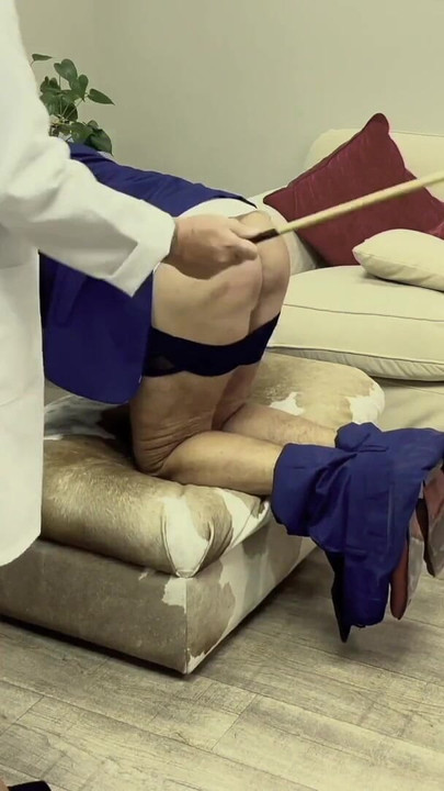 Powerful moment from "Dominatrix Mistress April - The cruel Urologist"