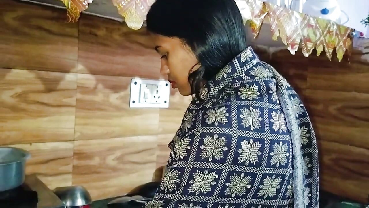 Le parent A est venu chez Komal pour demander du lait. Chez la voisine