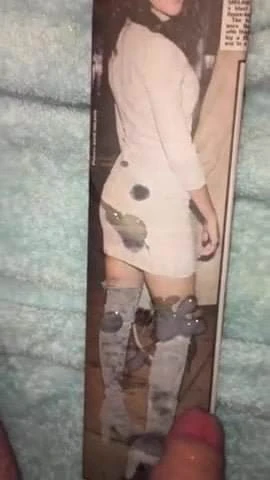 Michelle Keegan cum tribut 9