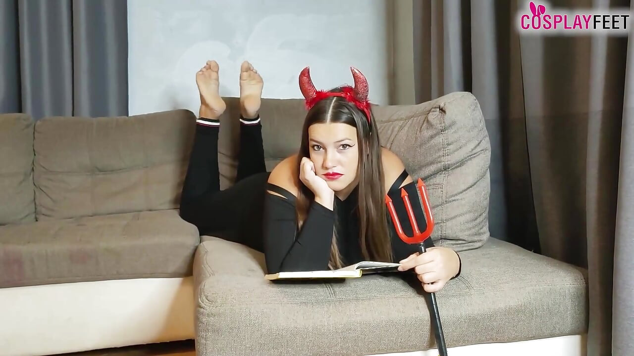 Brunette Bombshell Dexye as a Deliciously Sexy Devil