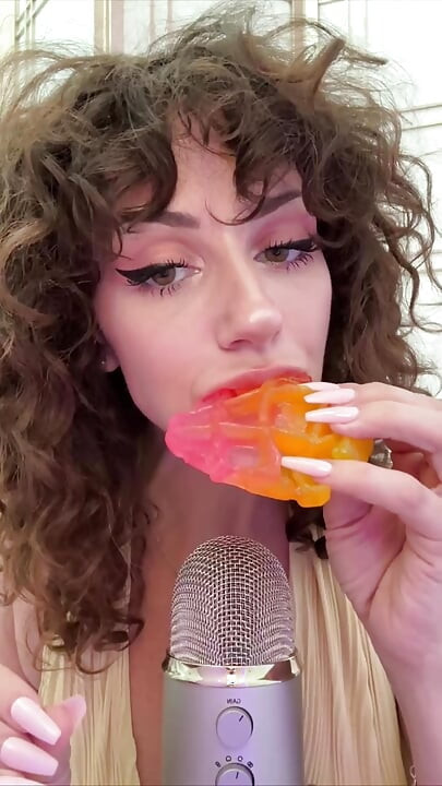 वफल खाना और चूसना asmr