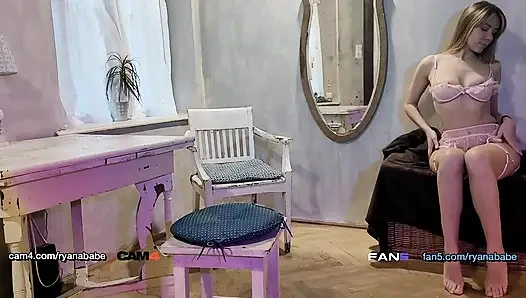 Finger fucking lingerie babe sticks her fingers in deep