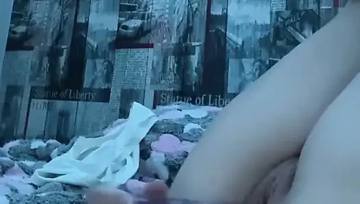 Dildo into my pussy and ass