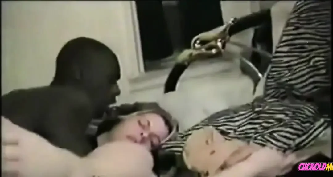 Cuckold MILF - Wife that cheats