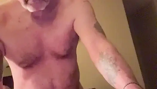 İtaatkar sarışın olgun domalmayı seviyor