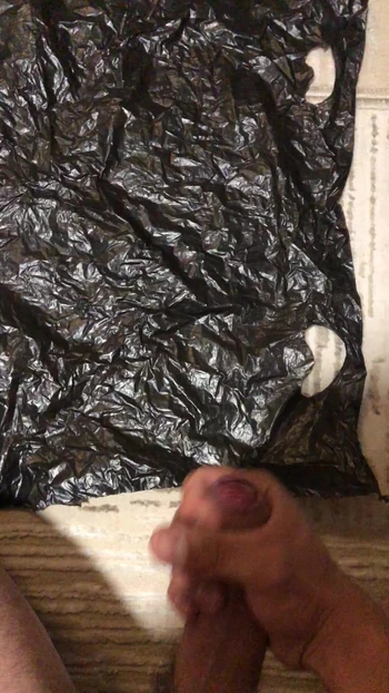 Svrsavanje huge cumshot