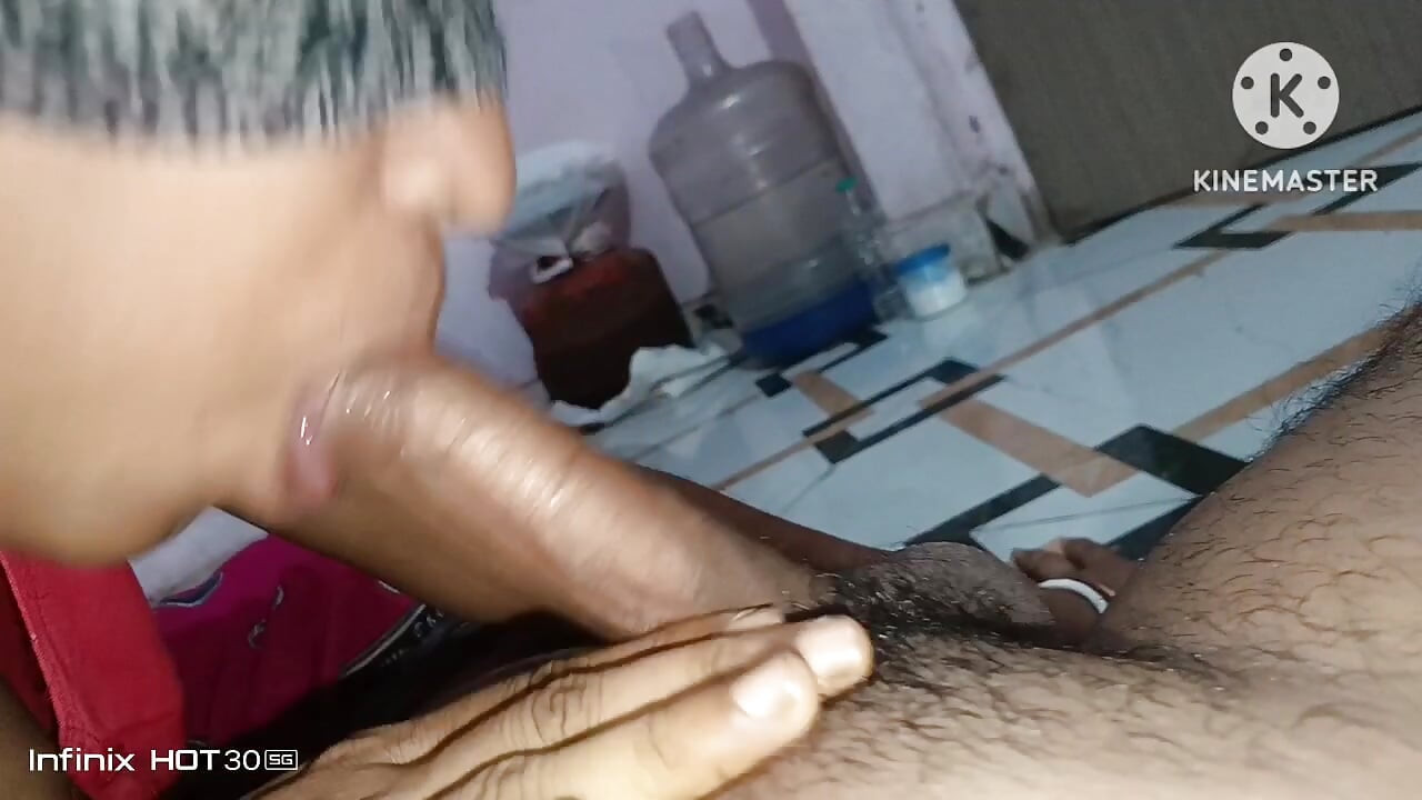 Pihu Rosy bhabhi ka hot sex video...