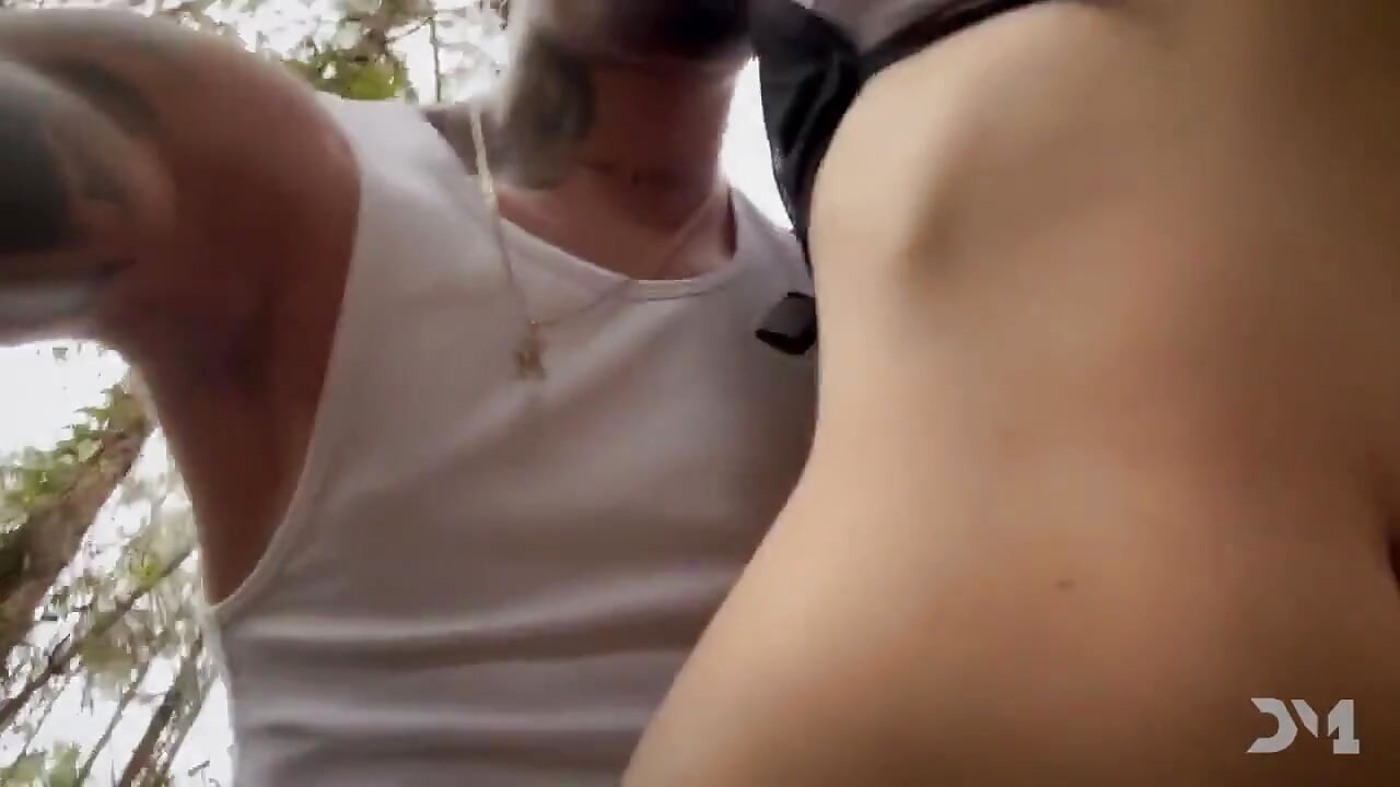 Hiking with Iris Rodriguez Ends in Outdoor Anal Sex - Danner Mendez & Iris Rodriguez