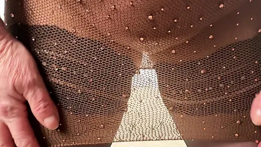 Mrs Mature Feet Strips for her Nylon Fans 387