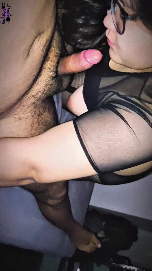 How delicious he sucks