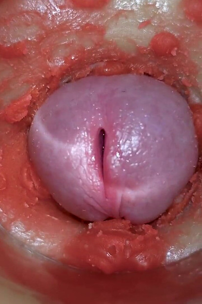 깊은 보지 속의 카메라는 정자 4K의 거대한 사정을 포착합니다.